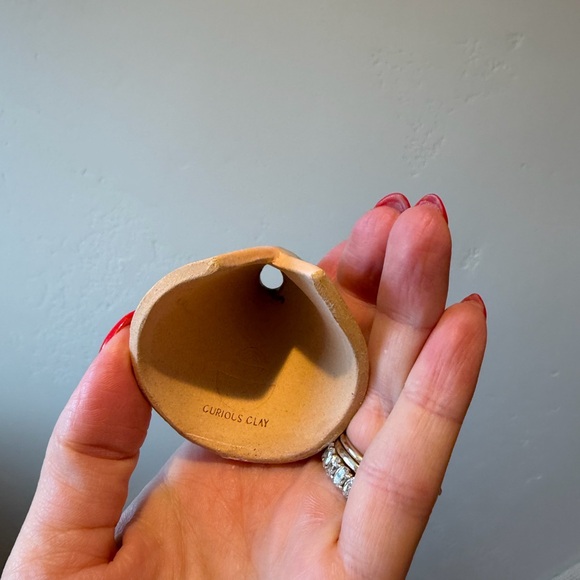 Curious and clay Ceramic Cone Incense Holder - Picture 3 of 3